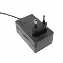 12,6 V 1,5A EU 2Pin -Stecker Lithium -Batterie -Ladegerät