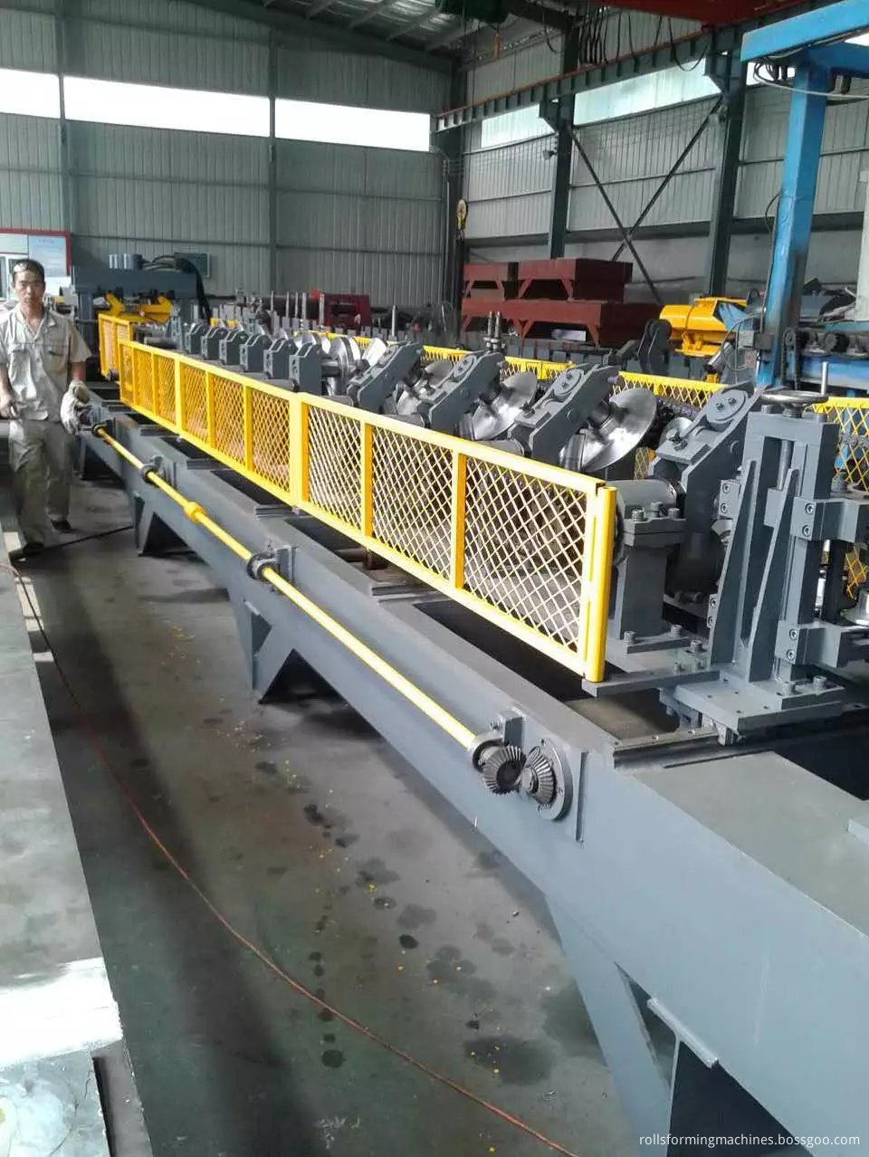 CZ Purline Steel Frame Interchangeble Purlin Machine