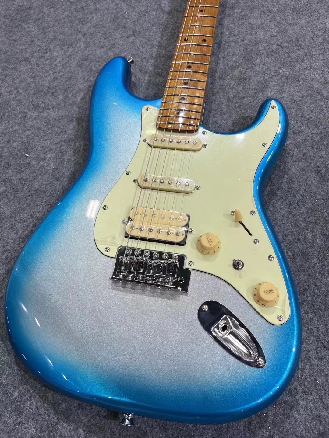 Kaysen Professional ST Electric Guitar Solo KST630 , (2) Kaysen Professional ST Electric Guitar Solo KST630 , (2)