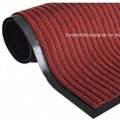 Red Ribbed Teppich mit PVC Back