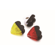 Heart shape magnetic plastic clip with low price