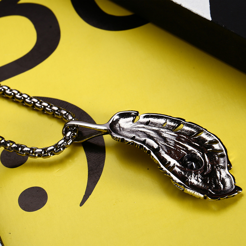 Hot Fashion Original Stainless Steel Casting Feather Pendant