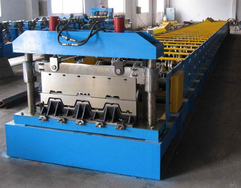 Trapezoidal Profile Roofing Floor Deck Roll Forming Machine