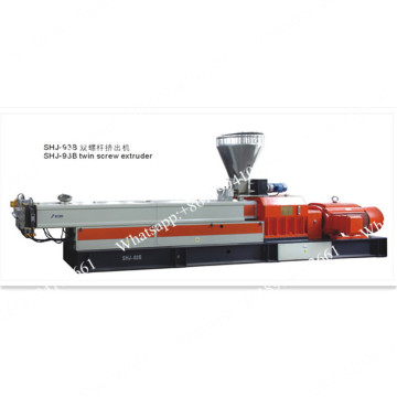 Engineer Plastic Twin Screw Extruder Machine