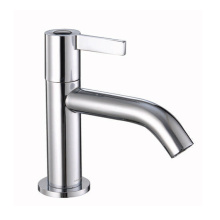 2017 New deck mounted chrome surface single basin faucets tap