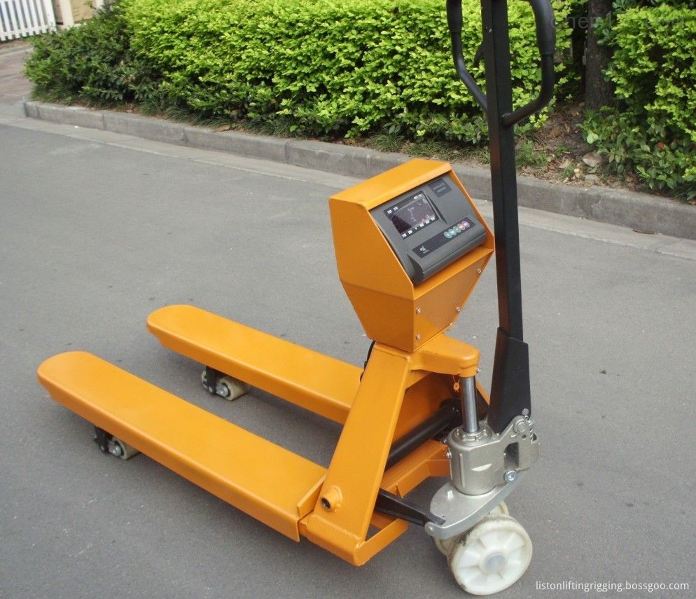 scale pallet truck