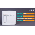 Igoto Estándar británico D3041 4 Gang 1 Way Switch