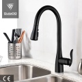 Torneira da cozinha moderna com pull out pulverizador