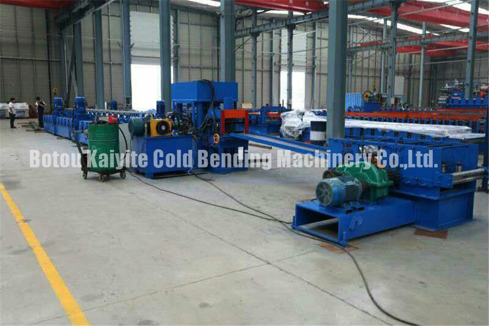 Highway Guardrail Fence Sheet Roll Forming Machine