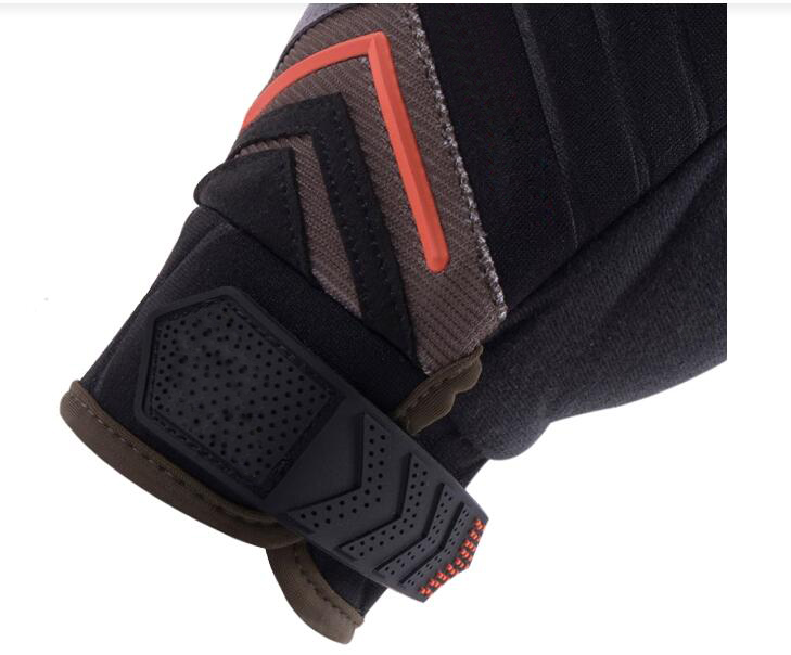 Eye Trail Gloves