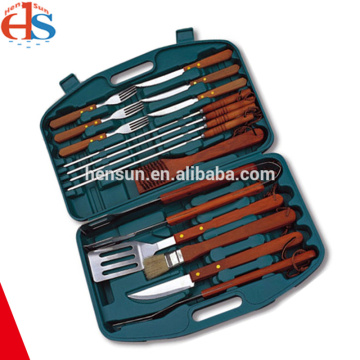 New Design BBQ Picnic Tools with Plastic Case