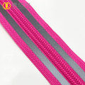 Cheap price fancy color nylon reflective zipper