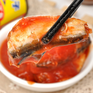 Sardinha Enlatada em Molho de Tomate Chili 215g