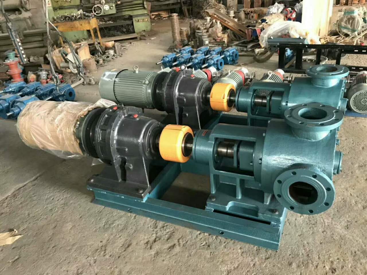 heat insulation bitumen pump