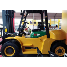 Forklifts de 5 toneladas com bomba e motor do Japão