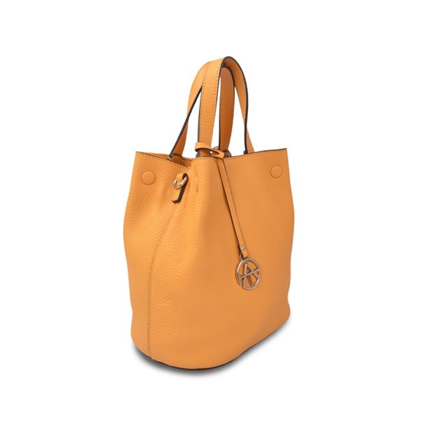 Fashionable drawstring bucket bag is durable