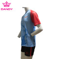 T-shirts de football pour jeunes en polyester OEM Dri Fit