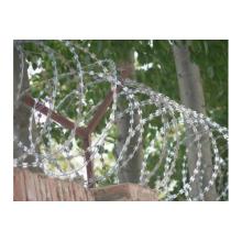 Razor Wire Cbt-65/Low Price Concertina Razor Barbed Wire