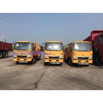 SINOTRUK Oil Tank Truck 8-12CBM  4X2