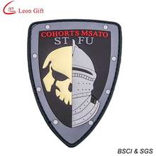 Badge PVC 3D personnalisé bon marché avec support velcro (LM1642)