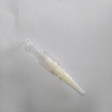 Conector de tubería para bolsa de catéter