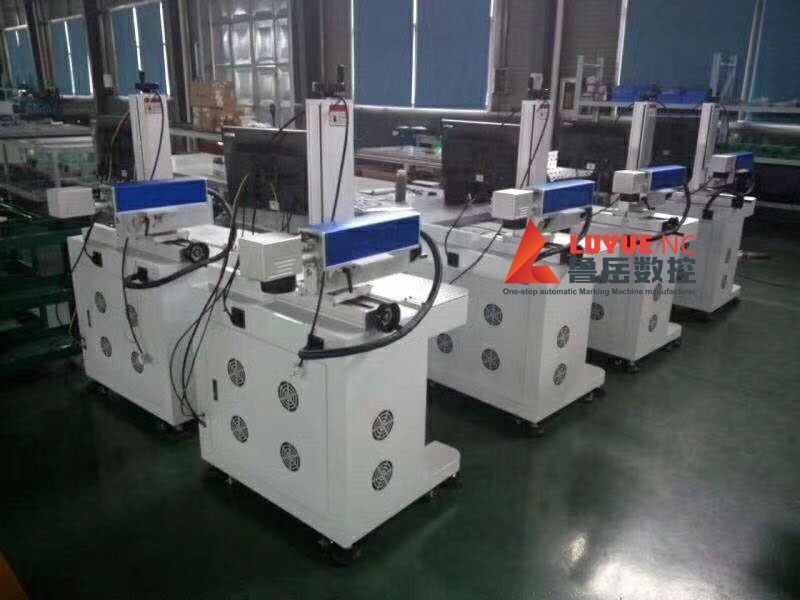 Perfect Marking Effect Rotating Laser Engraving Machine