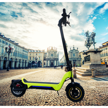 Scooter elétrico impermeável