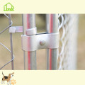 Chain link fence dog cage with customizable roof