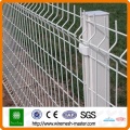 green PVC coated folds top mesh fence