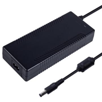 Adaptador 150 W AC / DC 12V 12,5A Fonte de alimentação