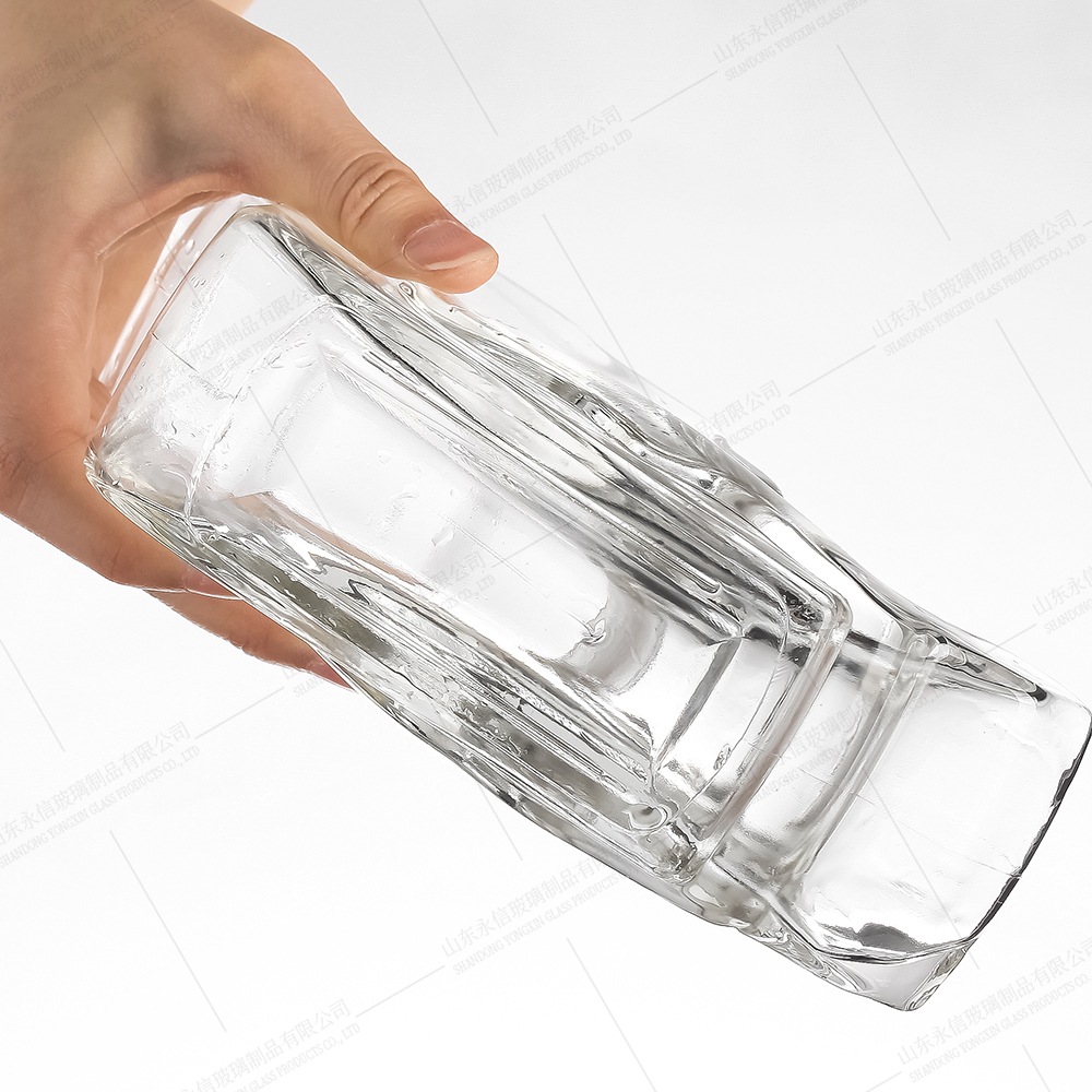 manufacturer of Glass Bottle Cork Vodka Whisky manufacturer of Glass Bottle Cork Vodka Whisky