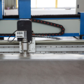 Cnc oscillating knife genuine leather cutting machine