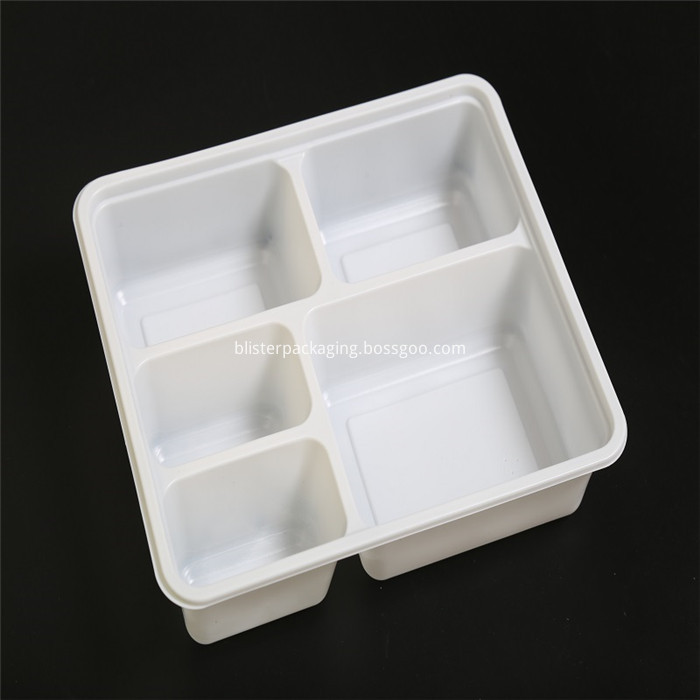 serving food trays 