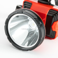 La randonnée et le camping utilisent la lampe frontale LED d&#39;urgence 5W