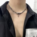 Collier d&#39;étoiles à quatre coins