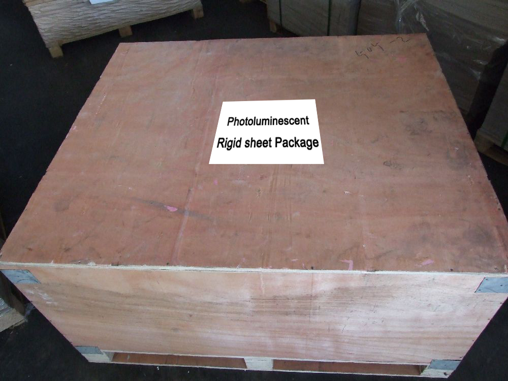 photoluminescent-rigid-sheet-package