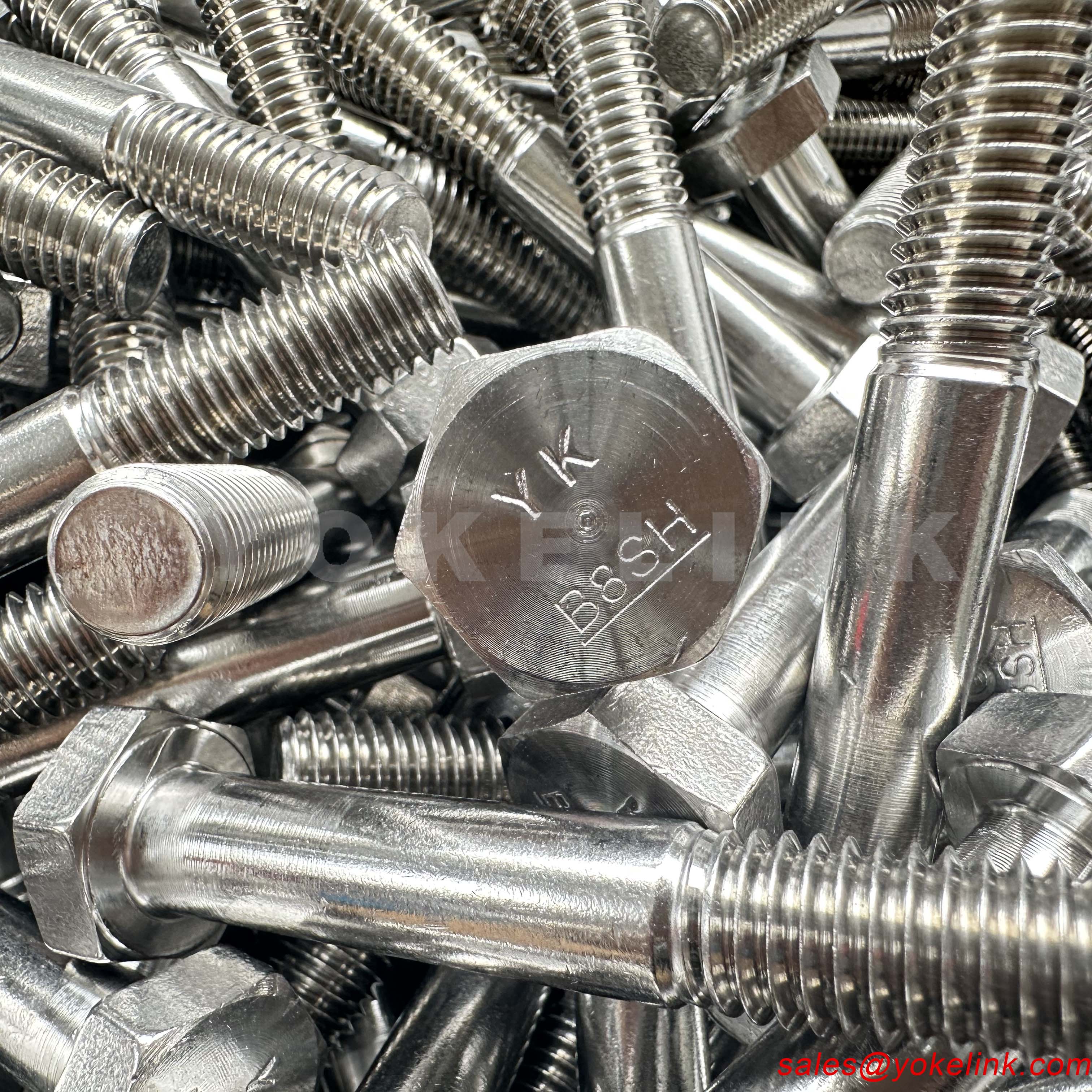 ASTM A193 B8 Threaded Bolt (4) ASTM A193 B8 Threaded Bolt (4)