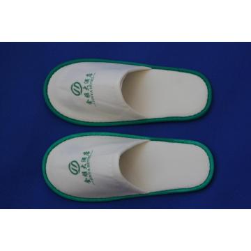 3 Star White Hotel Embroidery Logo Close Toe Slipper