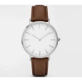 Top Fashion Leather Strap Lady Reloj de pulsera