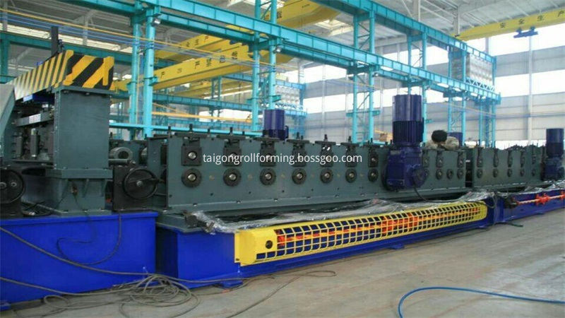 Automatic Roll Forming Machine