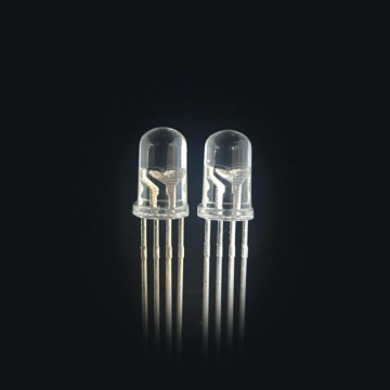Clavijas cortas LED RGB transparentes superbrillantes de 5 mm