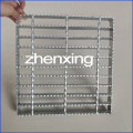 Industrial Metal Grating Walkway