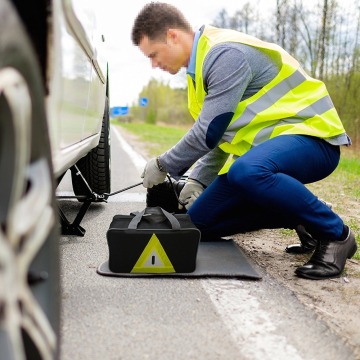 High quality cheaper winter road car emergency kit