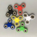 2017 Amazon Горячие игрушки продажи Anti-Stress Tri Spinner из нержавеющей стали подшипники Finger Spinner