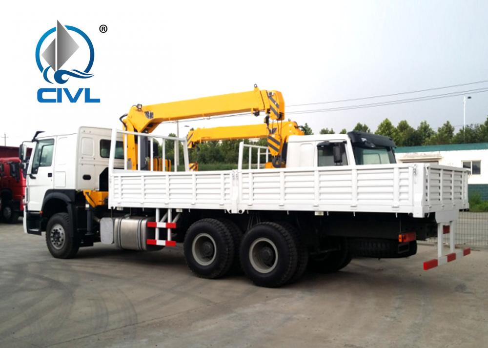 30tons Truck With Crane 2