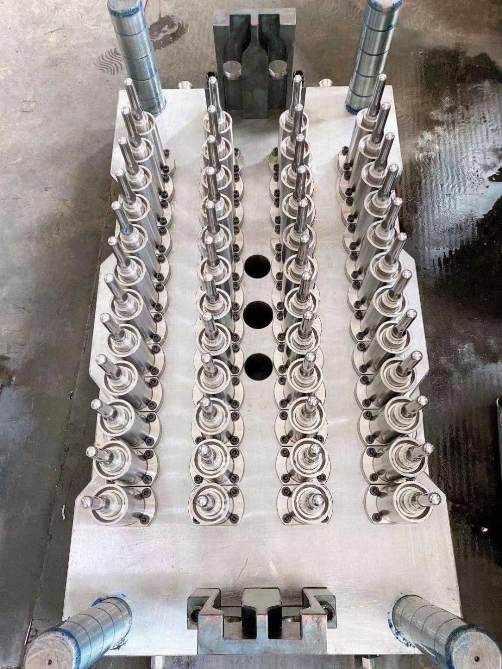 Preform Mold Preform Mold