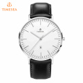 Montre classique pour hommes avec bracelet en cuir noir 72637