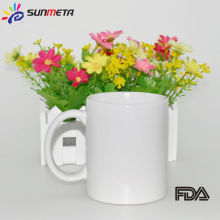 Branco caneca de cerâmica em branco de sublimação