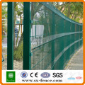 metal wire mesh fence