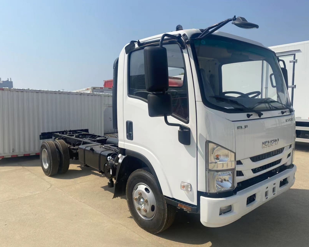 light ISUZU dump truck light ISUZU dump truck